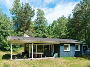 Comfortable Holiday Home in Aakirkeby with Terrace in Vester Sømarken